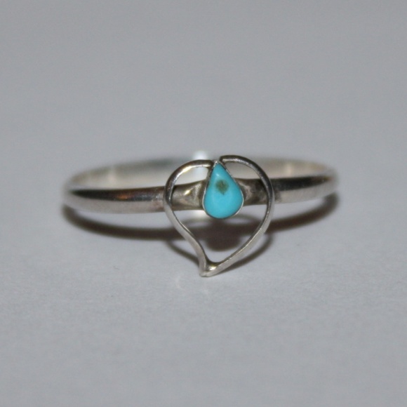 Jewelry - Size 6.5 sterling silver heart turquoise ring